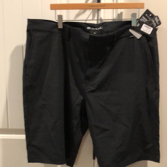 Men’s Golf Shorts - Picture 1 of 5